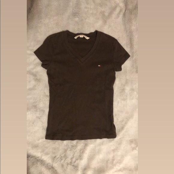 Brown Hilfiger T-shirt✨ - Picture 1 of 3